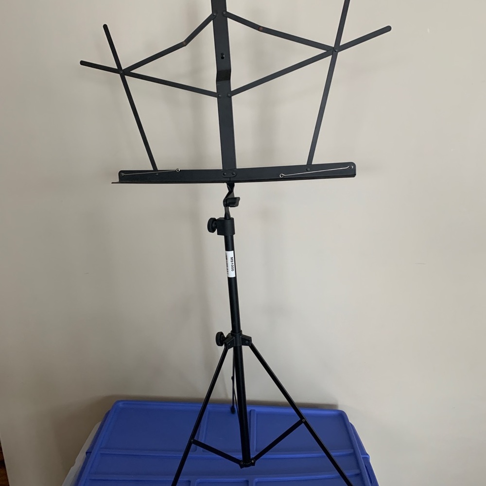 New Music Stand - A0001